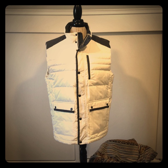Calvin Klein Other - EUC Men’s Calvin Klein White Winter Vest